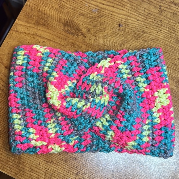 Woman/Girls Handmade combo Ear warmer and Dropped Stitch Infinity Scarf NEW - Picture 7 of 9